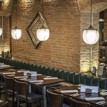 ホテル Rozmaryn 3*